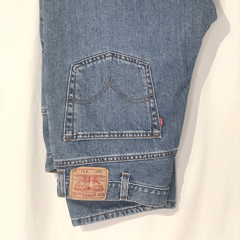 Levi’s 505 men’s jeans 42/32 original zip Fly